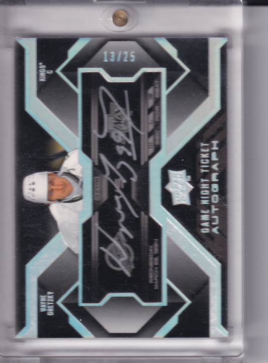 WAYNE GRETZKY 2008-09 UD Black Game Night Ticket  (802 Goal Game) Autograph 13/25 Los Angeles Kings #GN-WG