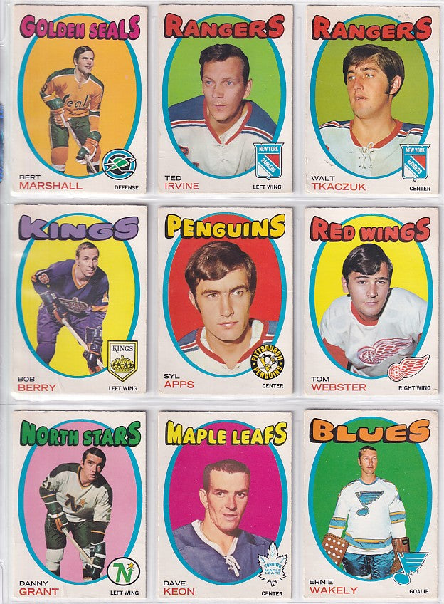 1971-72 O-Pee-Chee Complete Set + Booklets