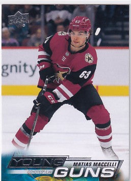 2022-23 Upper Deck Series One Matias Maccelli Young Guns #216