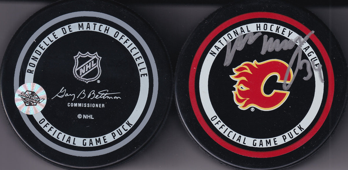 Miikka Kiprusoff Signed Calgary Flames Official Game Puck with COA - Autographed - Auto