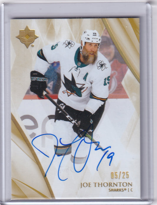 Joe Thornton Gold Auto /25 Card #92 2023-24 Upper Deck Ultimate Collection San Jose Sharks