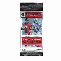 2022 Panini Chronicles Football Draft Picks Value Hanger Pack (15 Cards)