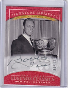 Bobby Hull Signature Moments Auto 100/125 Card M50 2004-05 Upper Deck Legends Classics Chicago Blackhawks
